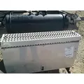 PETERBILT 385 Battery BoxTray thumbnail 1