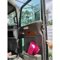 PETERBILT 385 Cab thumbnail 12