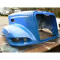 PETERBILT 385 Hood thumbnail 1