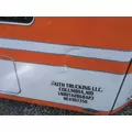 PETERBILT 386 CAB thumbnail 3