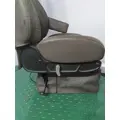PETERBILT 386 SEAT, FRONT thumbnail 6