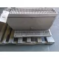 PETERBILT 387 BATTERY BOX thumbnail 2