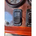 PETERBILT 387 CRUISE CONTROL SWITCH thumbnail 1