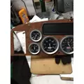 PETERBILT 387 GAUGE CLUSTER thumbnail 1