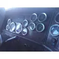 PETERBILT 387 GAUGE CLUSTER thumbnail 1
