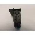 PETERBILT 387 INTERAXLE LOCK SWITCH thumbnail 3