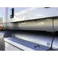 PETERBILT 387 TRIM EXTERIOR thumbnail 1