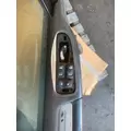 PETERBILT 389 Door Assembly, Front thumbnail 12