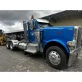 PETERBILT 389 Hood thumbnail 1