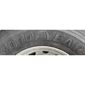 PETERBILT 389 Tire and Rim thumbnail 2