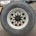 PETERBILT 389 Tire and Rim thumbnail 4