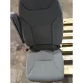 PETERBILT 536 SEAT, FRONT thumbnail 4