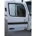 PETERBILT 579 2013-2026 DOOR ASSEMBLY, FRONT thumbnail 3