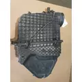 PETERBILT 579 AIR CLEANER thumbnail 3
