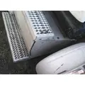 PETERBILT 579 BATTERY BOX thumbnail 2