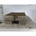 PETERBILT 579 BATTERY BOX thumbnail 1