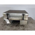 PETERBILT 579 BATTERY BOX thumbnail 1