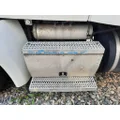 PETERBILT 579 BATTERY BOX thumbnail 1