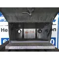 PETERBILT 579 BATTERY BOX thumbnail 2