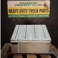 PETERBILT 579 Battery BoxTray thumbnail 3