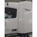 PETERBILT 579 CAB BACK PANEL thumbnail 1