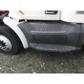 PETERBILT 579 CAB SKIRTSIDE FAIRING thumbnail 1