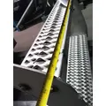 PETERBILT 579 CAB STEP thumbnail 4