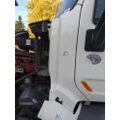 PETERBILT 579 COWL thumbnail 1