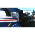 PETERBILT 579 COWL thumbnail 1