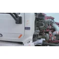 PETERBILT 579 COWL thumbnail 1