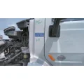 PETERBILT 579 COWL thumbnail 1