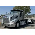 PETERBILT 579 Complete Vehicle thumbnail 1