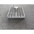 PETERBILT 579 DECK (CATWALK) STEP thumbnail 3