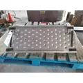 PETERBILT 579 DECK (CATWALK) STEP thumbnail 3