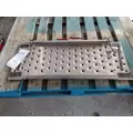 PETERBILT 579 DECK (CATWALK) STEP thumbnail 4