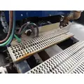 PETERBILT 579 DECK (CATWALK) STEP thumbnail 1