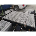 PETERBILT 579 DECK (CATWALK) STEP thumbnail 1
