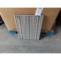 PETERBILT 579 DECK (CATWALK) STEP thumbnail 1