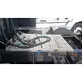 PETERBILT 579 DECK (CATWALK) STEP thumbnail 1