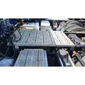 PETERBILT 579 DECK (CATWALK) STEP thumbnail 1