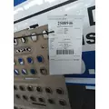 PETERBILT 579 DECK (CATWALK) STEP thumbnail 2