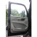 PETERBILT 579 DOOR ASSEMBLY, FRONT thumbnail 2