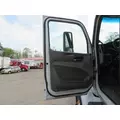 PETERBILT 579 Door Assembly, Front thumbnail 2