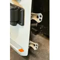 PETERBILT 579 Door Assembly, Front thumbnail 3