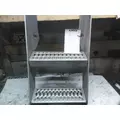 PETERBILT 579 FRAME STEP thumbnail 1