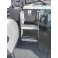 PETERBILT 579 FRAME STEP thumbnail 1