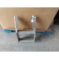 PETERBILT 579 FRAME STEP thumbnail 3