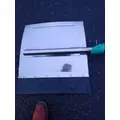 PETERBILT 579 Fender thumbnail 2