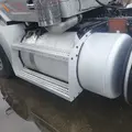 PETERBILT 579 Fuel Tank thumbnail 1