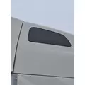 PETERBILT 579 GLASS, SLEEPER thumbnail 1